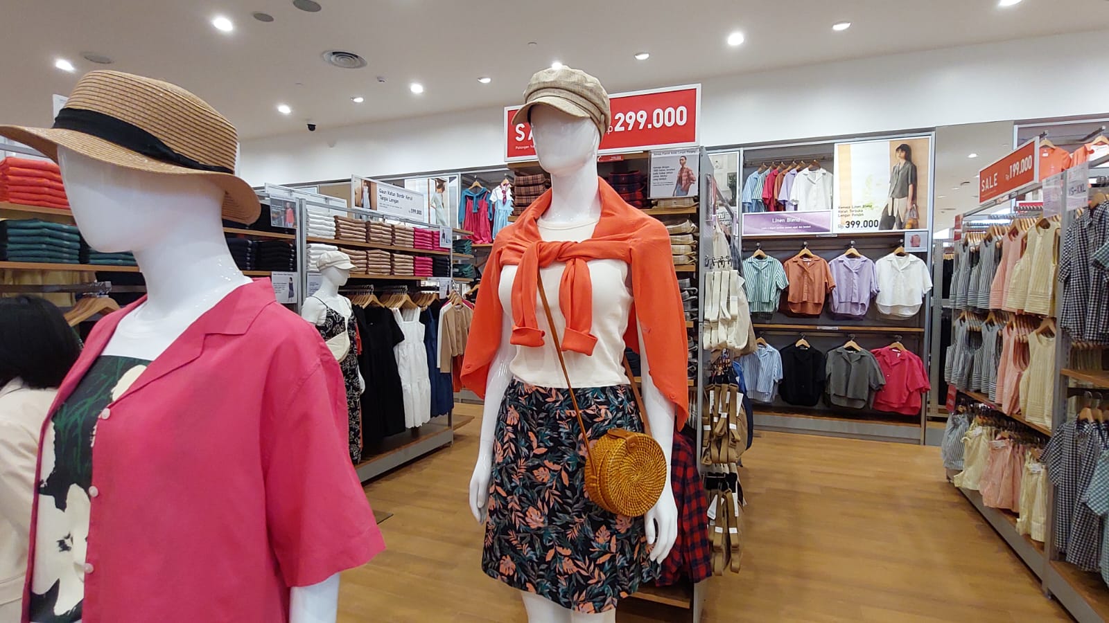 Eksis Selama 1 Dekade, UNIQLO Luncurkan Gerai Baru Berkonsep Neighborhood Store Pertama di Indonesia Foto : Ist