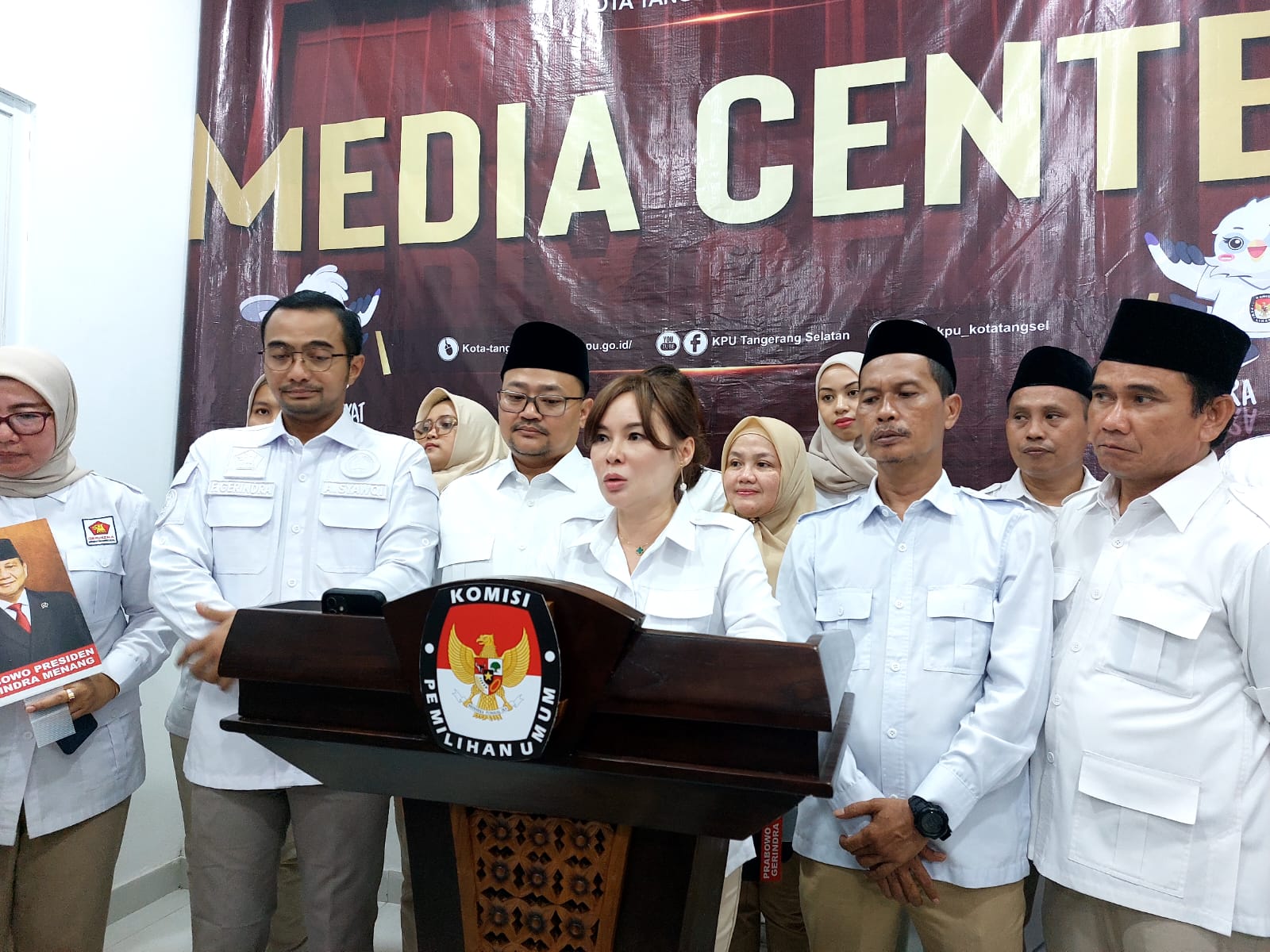 Gerindra Tangsel Daftarkan 50 Bacaleg ke KPU, 35 Persen Diramaikan Generasi Millenial Foto ; Ist