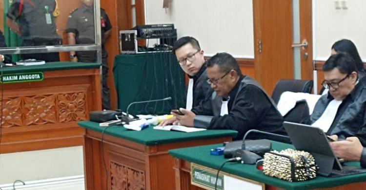 Hotman Paris Yakin, Teddy Minahasa Tak Divonis Hukuman Mati Foto : Ist