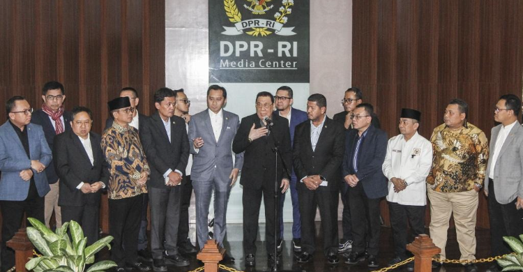 MK Segera Putuskan Sistem Pemilu, 8 Parpol Senayan Rapat Tanpa PDIP Foto : Ist