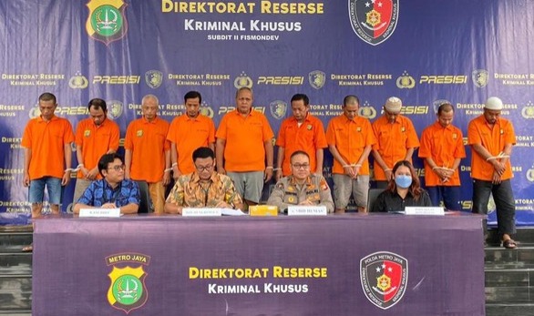 Polisi Ringkus 12 Pelaku Pengedar Dolar Palsu Senilai Rp 5,8 M Foto : Ist
