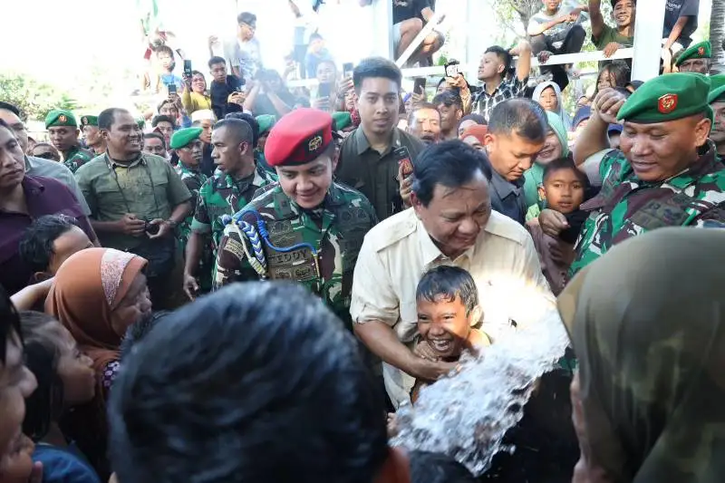 Prabowo Resmikan 11 Titik Air Bersih Di Sumbawa, Anak-anak Riang: Sumber Air Sudah Dekat! Foto : Ist