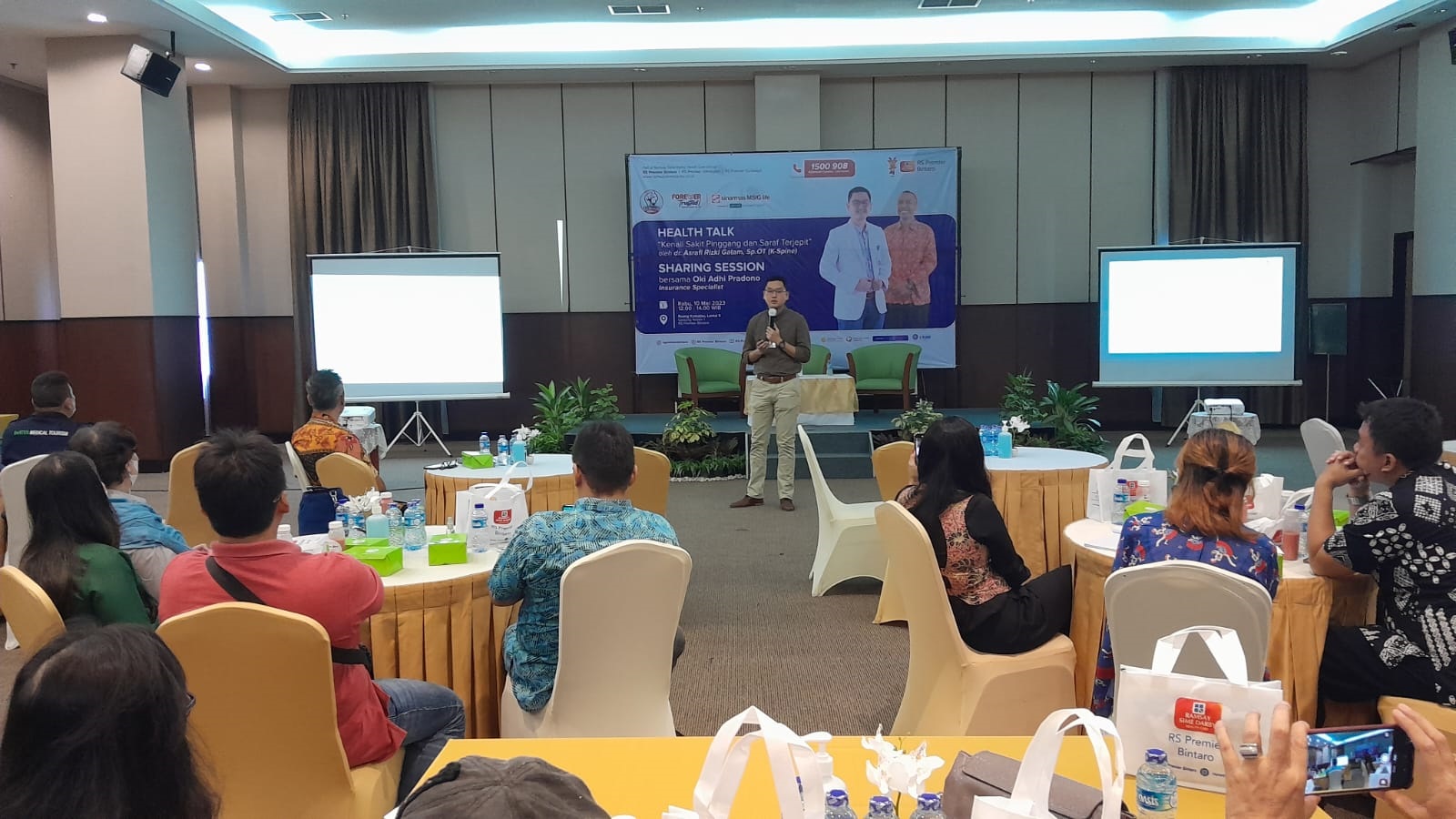 RS Premier Bintaro menggelar Health Talk. (rudie)