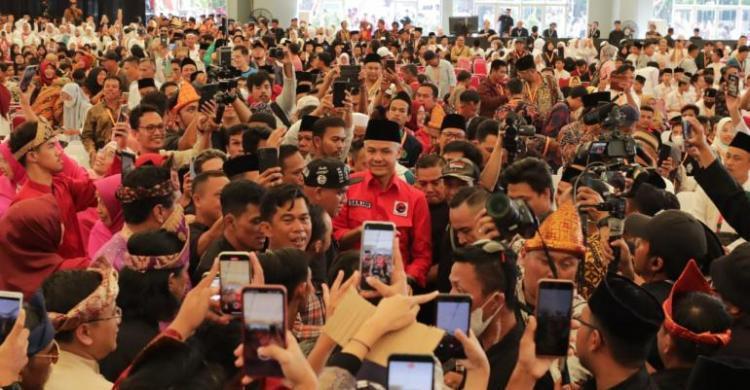 Sambangi Palembang, Ganjar Disambut Meriah Sultan-Sultan Hingga Tokoh Agama Se-Sumsel Foto : Ist