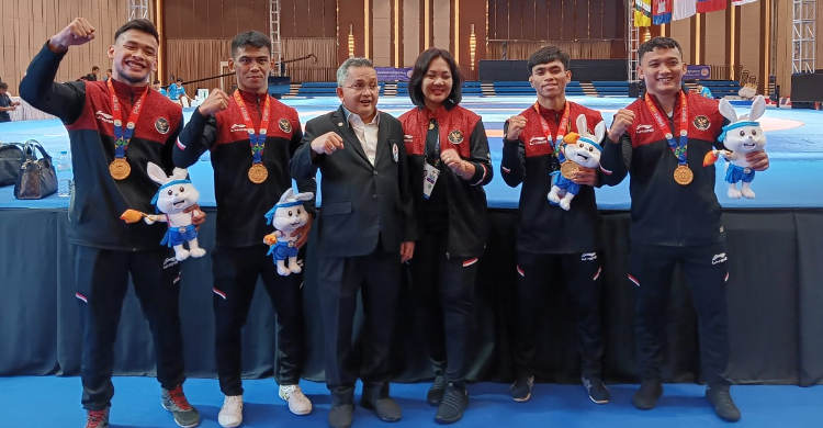 Trimedya Tonton Atletnya Di SEA Games Atlet gulat Indonesia di Sea Games 2023. Foto : Ist