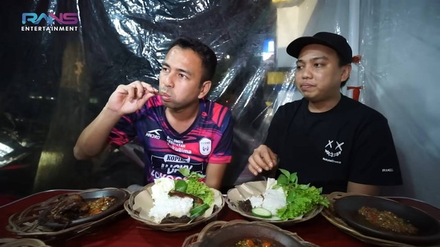 Viral Karena Raffi Ahmad, Pengunjung Rela Antre Berjam-jam Demi Cicip Rojo Sambel Foto : Dok. Rans