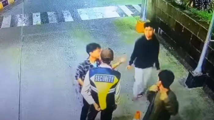 Viral Remaja SMP Dipalak Preman di Jaktim Hingga Minta Bantuan Sekuriti Foto : Ist