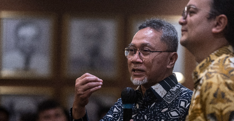 Zulhas Dipusingin Urusan Telor Foto : Ist