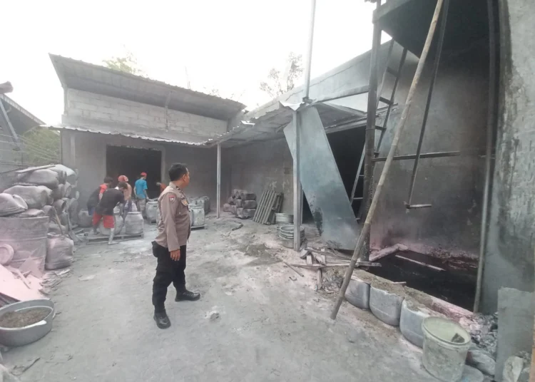7 Rumah Rusak, 2 Pegawai Luka Bakar Foto : Ist