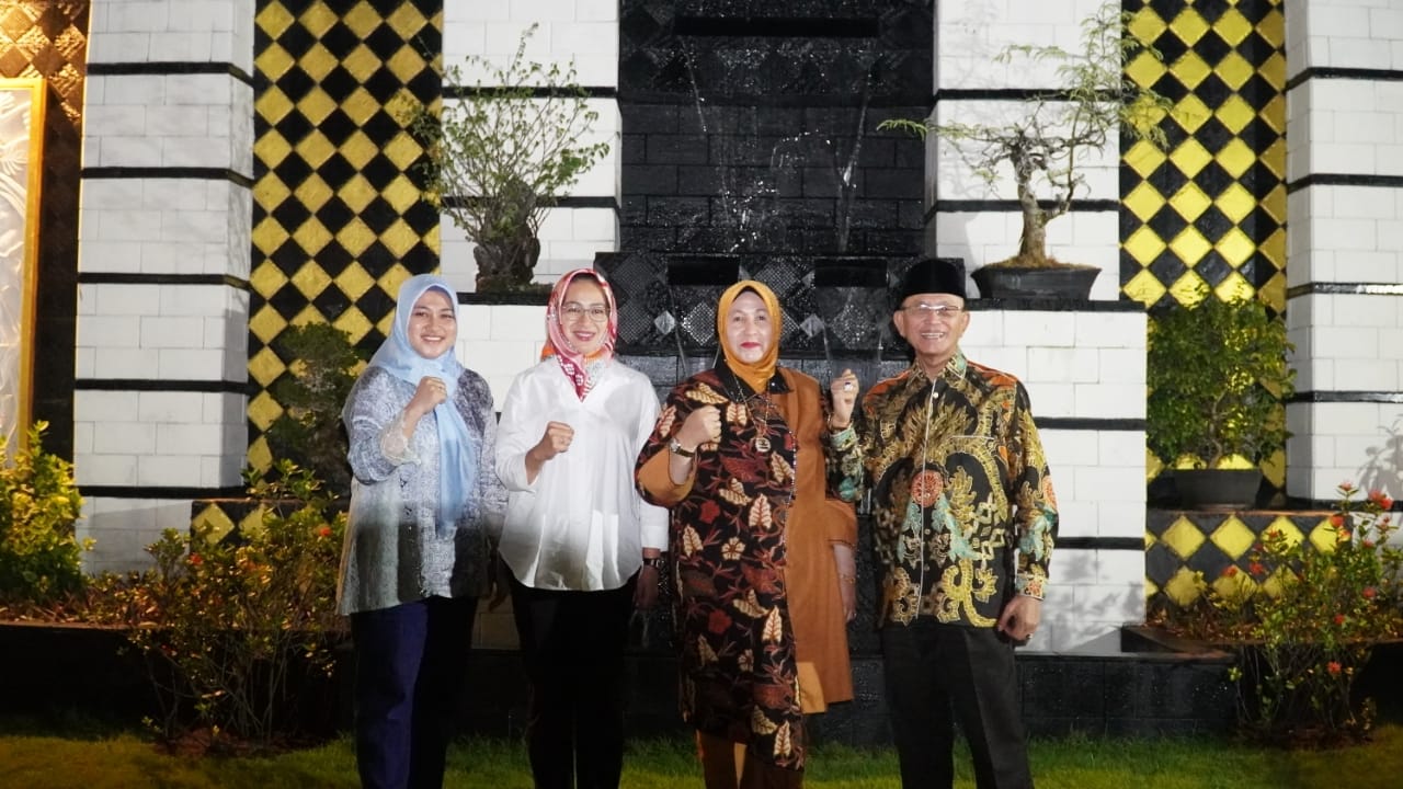 Bersilaturahmi Hingga Tiga Jam, ATN dan Airin Bicara Pengembangan Wisata Religi Foto ; Ist