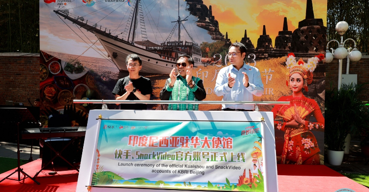 Dikunjungi 5.000 Orang, Indonesia Fair “Goyang” Beijing Foto : Ist