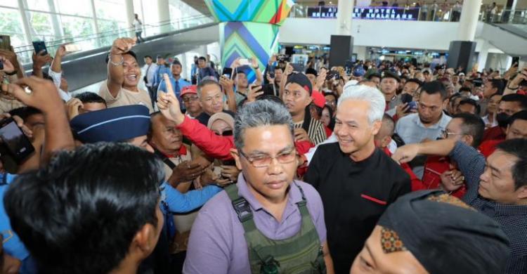 Disambut Ribuan Relawan, Pekik Ganjar Presiden 2024 Menggema Di Sumatera Utara Foto : Ist