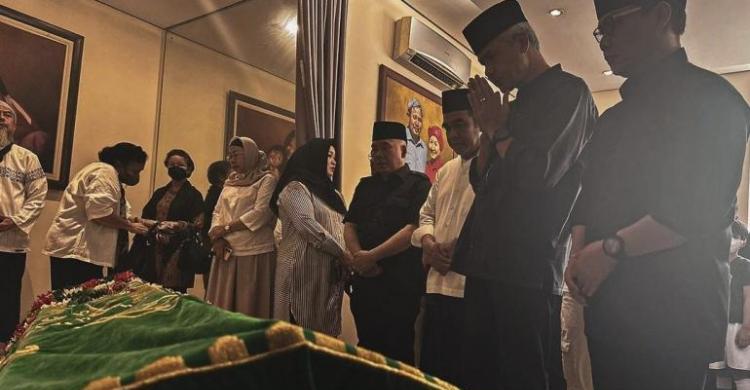 Ganjar: Mas Desmond, Insya Allah Jenengan Husnul Khotimah Foto : Ist