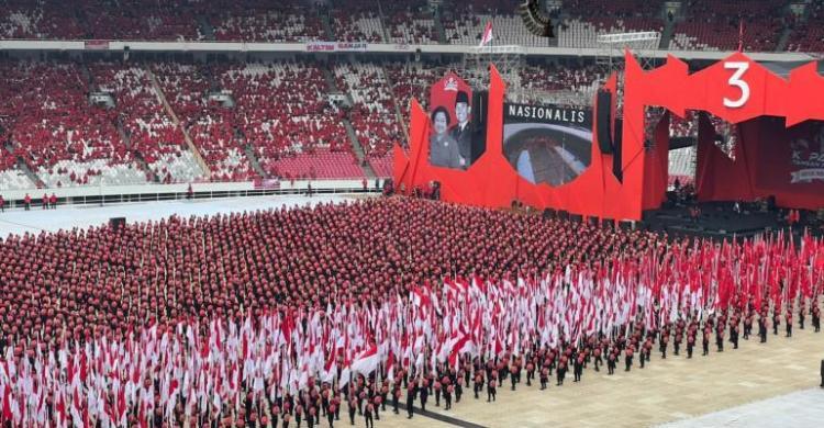GBK Jadi Lautan Merah, Banteng Unjuk Kekuatan Foto : Ist