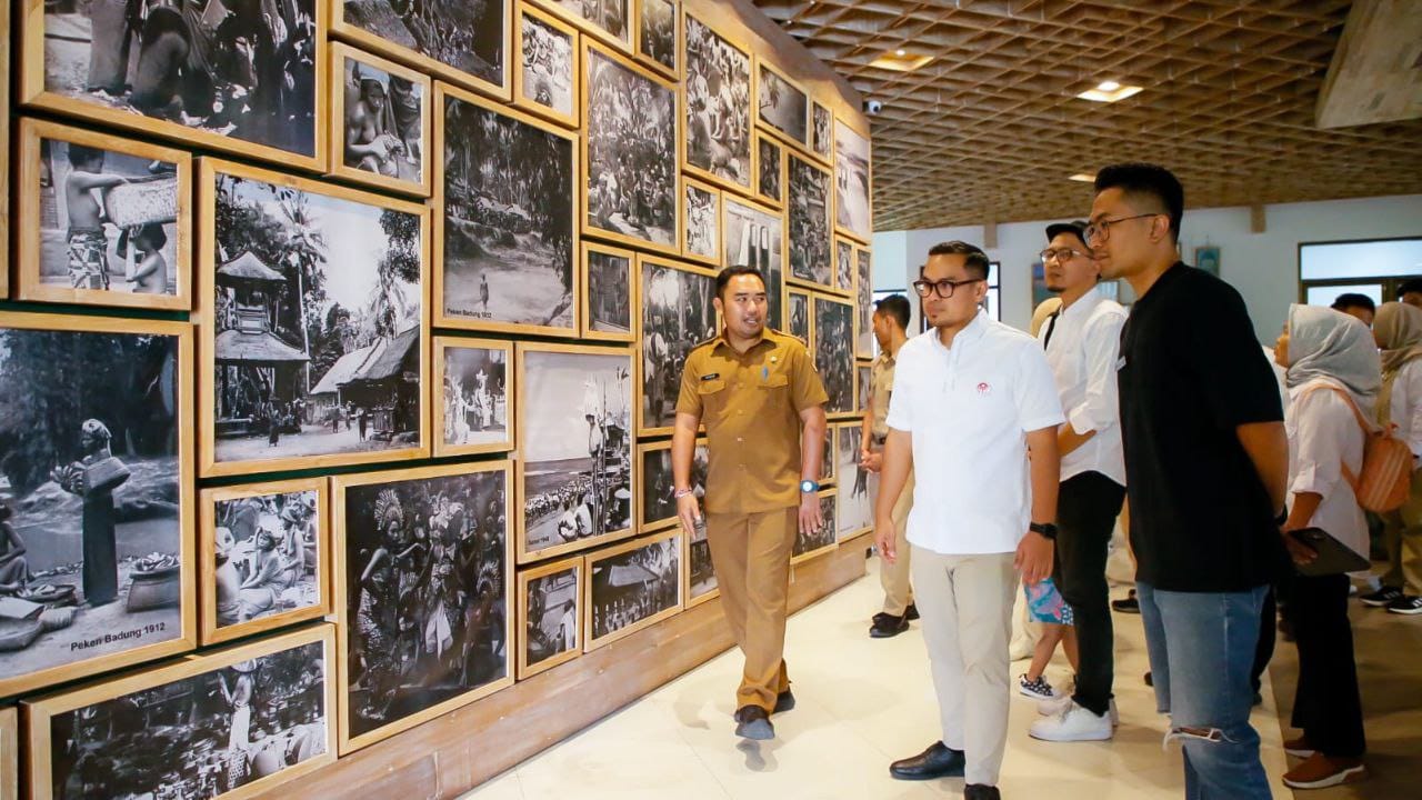Jalin Kolaborasi dan Pengembangan Ekonomi Kreatif, Dekranasda Kota Tangsel Bertolak ke Denpasar Foto : Ist