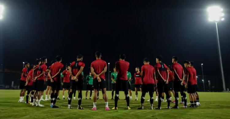 Para pemain Timnas Senior saat berlatih dibawah komando STY. Foto : Ist