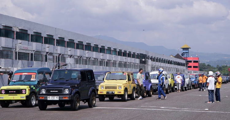 Jimny Festival 2023 Pecahkan Rekor MURI Foto : Ist