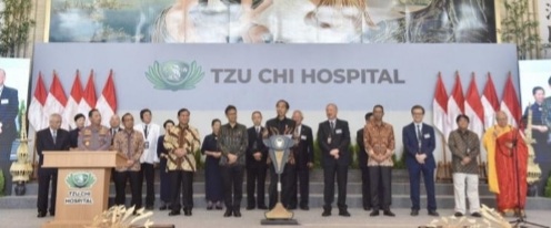 Jokowi Resmikan Tzu Chi Hospital, Devisa Rp 170 Triliun Jangan Melayang Lagi Foto : Setpres