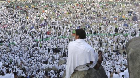 Khotbah Di Arafah Diterjemahin Ke 20 Bahasa Jamaah Haji di Arafah. Foto : Ist