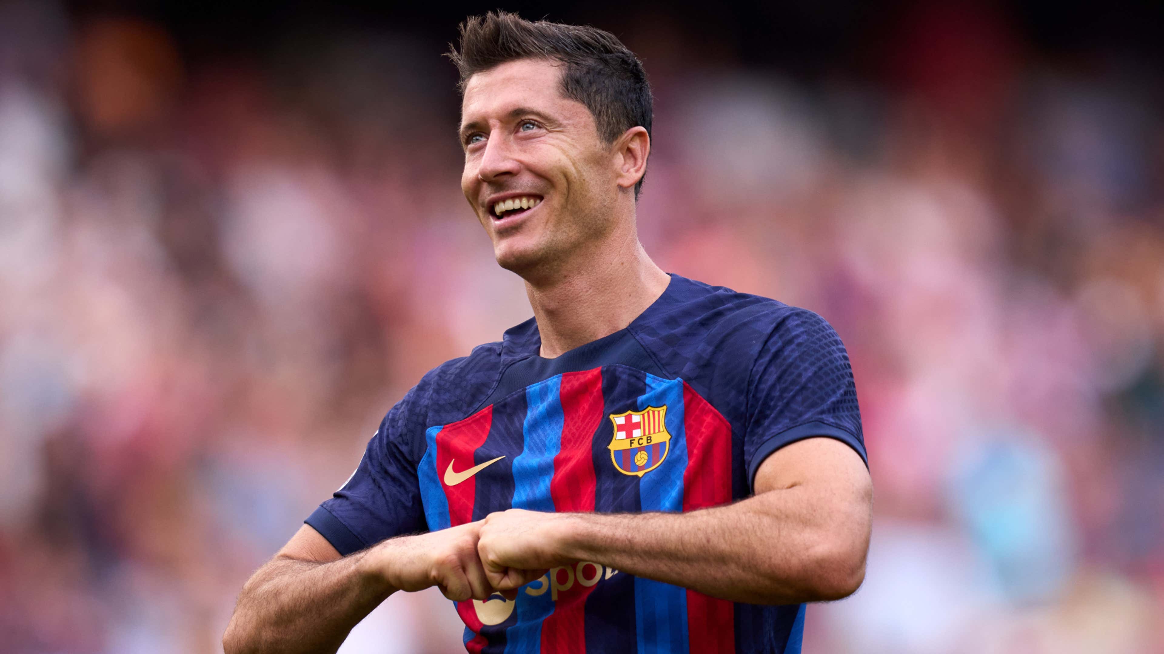Lewandowski Mau Pensiun Di Barcelona Foto : Ist