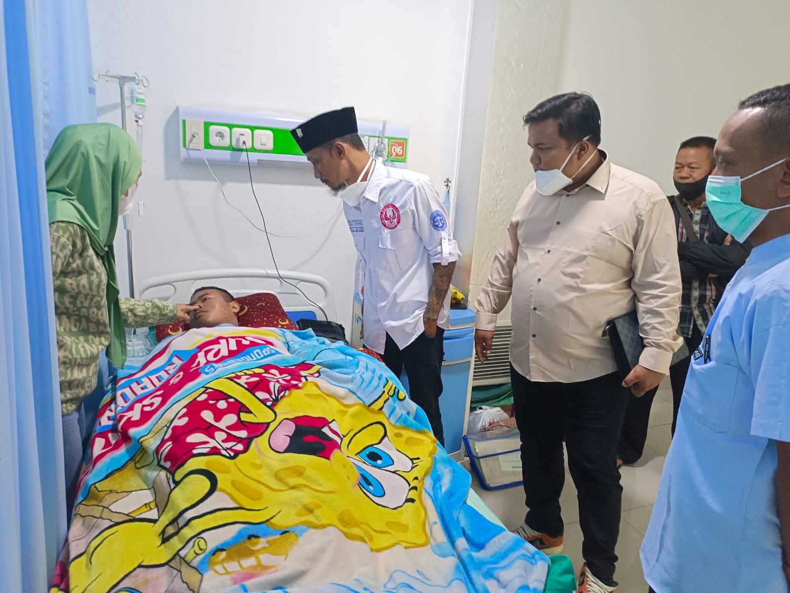 Maruli Marpaung Minta Pelaku Penyiraman Minyak Panas Terhadap PKL di Tangsel Dihukum Berat Foto : Ist