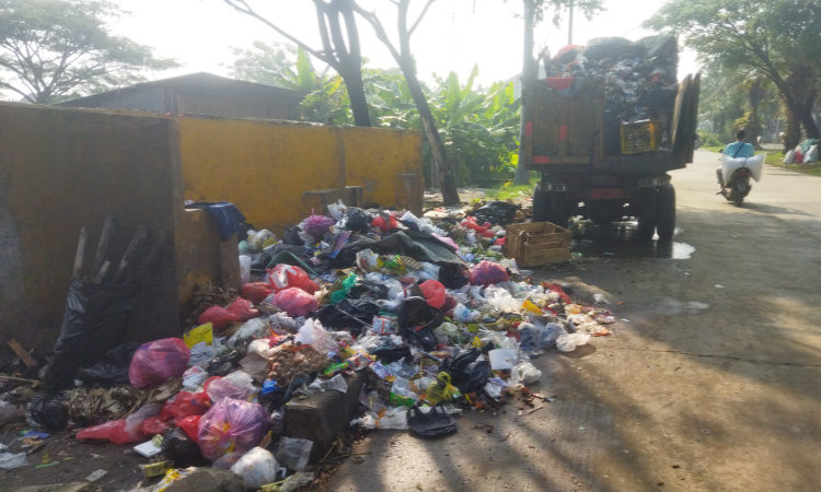 Mayat Bayi Perempuan Di Temukan Di Tempat Sampah Di Batuceper Foto : Ist