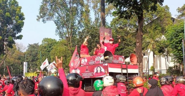 Mulai Berdatangan, Ribuan Kader Banteng Teriak Satu Barisan Menangkan Ganjar Foto : Ist