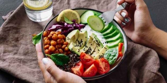 Mulai Hidup Sehat dengan Mengonsumsi Makanan Berbasis Nabati Foto : Ist