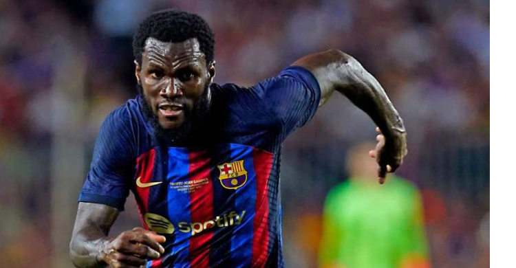 Nggak Betah Di Barca, Kessie Nunggu Pinangan Klub Arab Saudi Foto : Ist