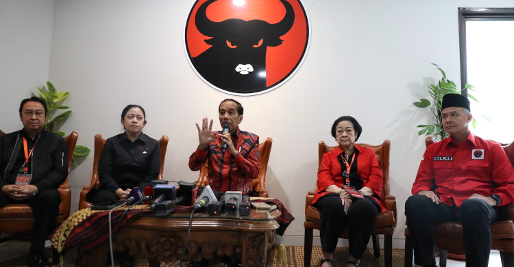 Proposal Damai Ditolak Ukraina, Jokowi Segera Panggil Prabowo Foto : Ist