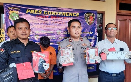Rudi Tega Bunuh 7 Bayi Hasil Inses, Mengaku Dapat Arahan Guru Spiritual Foto : Ist