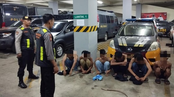 Sejumlah Remaja Bersajam di Tangsel Diamankan Foto : Ist