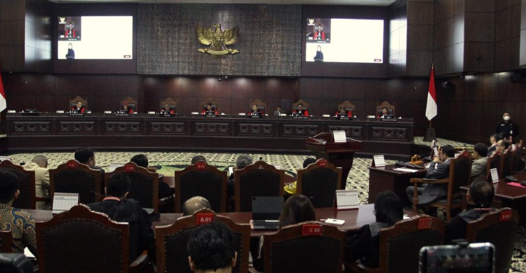 Siapkan Laporan Ke Lembaga Advokat Suasana sidang di MK. Foto : Ist