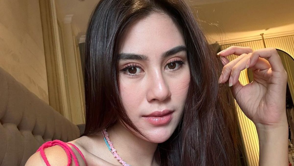 Syahnaz Sadiqah, Dituding Selingkuh Foto : Ist