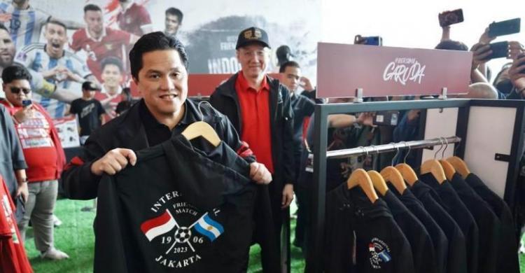 Tak Terpengaruh Absennya Messi Foto : Ist