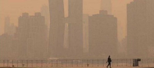 Warga AS Ngeluh Sakit Mata Tenggorokan Foto : Ist