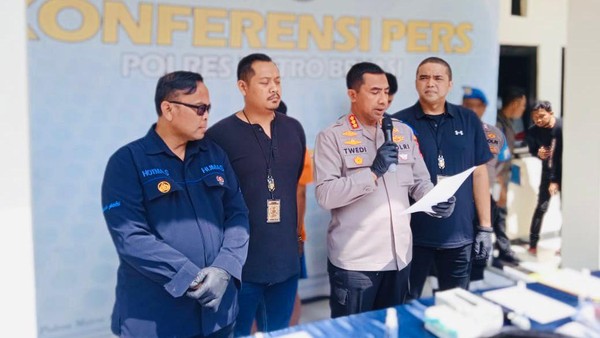 AS Tusuk Sopir Taksi Online, Karena Tersinggung Foto : Ist