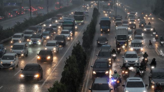 Cuaca DKI Jakarta, BMKG Keluarkan Peringatan Dini Untuk Jaktim Dan Jakut Foto : Ist