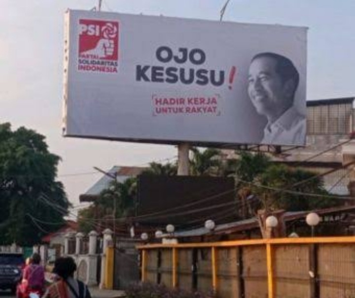 Foto Jokowi Dipasang Gerindra Dan PSI Foto : Ist