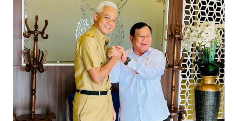Ganjar Unggah Foto Bareng Prabowo, Netizen Minta Keduanya Duet Di Pilpres 2024 Foto : Ist