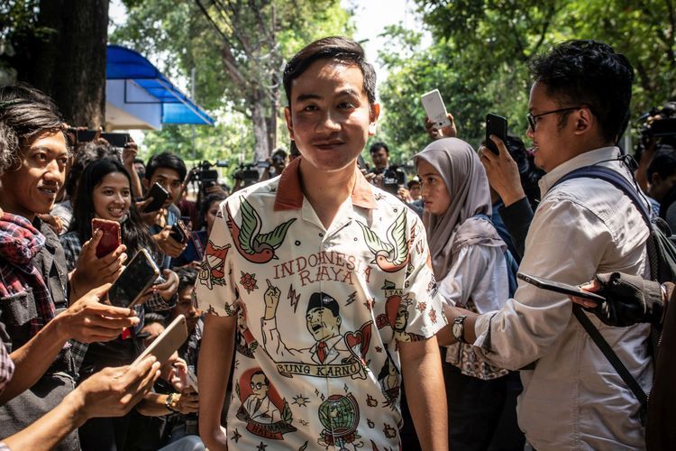 Gibran Bicara Ke Relawan Foto : Ist