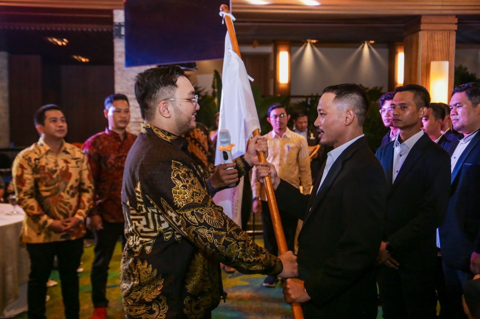 HIPMI Tangsel Fokus Garap Ekonomi Sektor Swasta Ketua BPC HIPMI Tangsel, Adika Arissandy resmi dilantik.(dra)