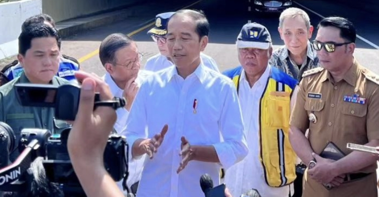Jokowi: RUU Kesehatan Disahkan, Jumlah Dokter Spesialis Bisa Cepat Dikebut Foto : Setpres