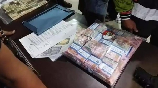 Pengedar Uang Palsu Senilai Rp 15 Triliun Ditangkap, Pencetak Masih Diburu Foto : Ist