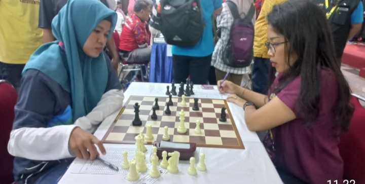Peringkat Pertama Klasemen, Catur Perorangan Putri Berpeluang Sabet Emas Pornas Korpri Ke-63 Foto : Ist