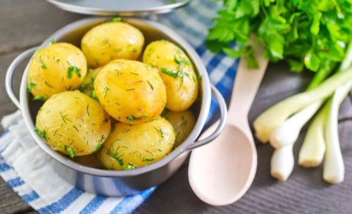 Rekomendasi 7 Makanan Diet Lezat Rendah Kalori Kentang rebus. Foto : Ist