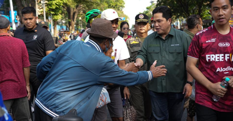 Sapa Warga Bareng Gibran Di GOR Sriwedari, Erick Dukung Solo Jadi Kota Olahraga Foto : Ist