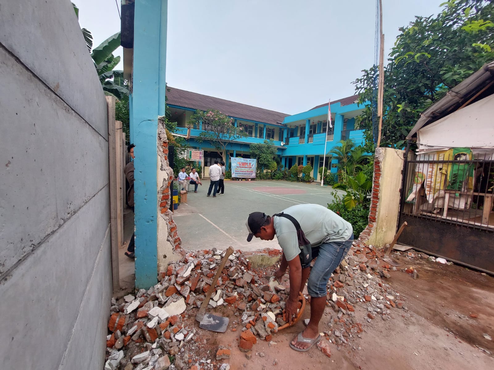 SDN Lengkong Karya Dibeton, Dindikbud Tangsel Buka Akses Baru Foto : Ist