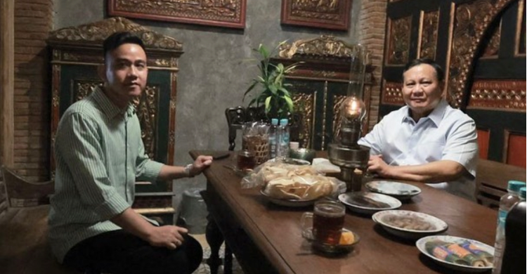 Soal Cawapres Digosok Terus Foto :