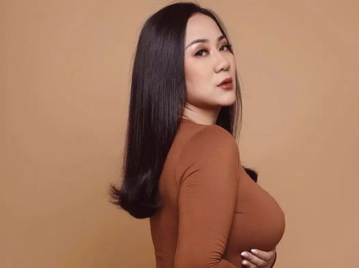 Suami Selingkuh, Tante Ernie Depresi Foto ::Ist